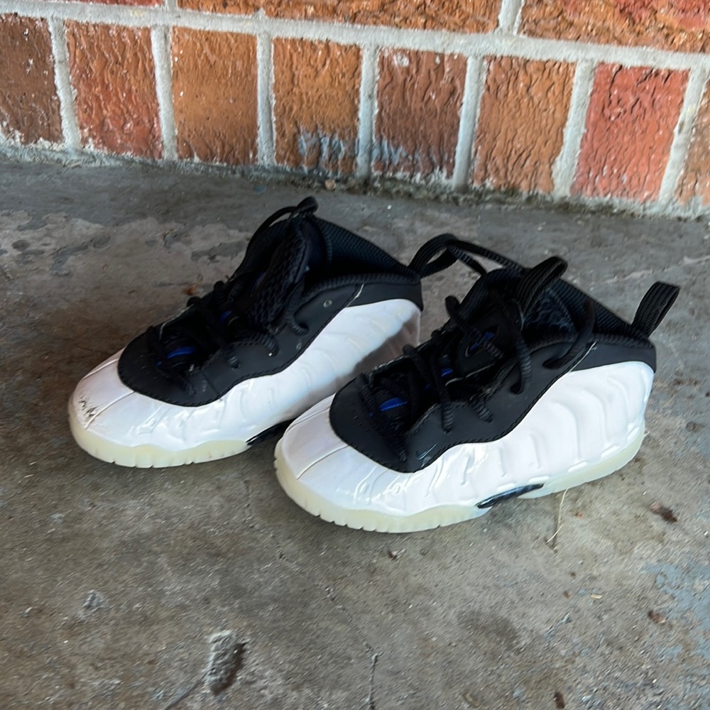 Nike foamposite Royal Toddler